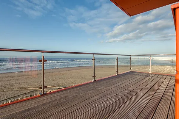 Những yếu tố nào người ta nên xem xét trước khi lắp đặt lan can SS?