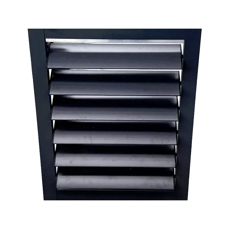 Cửa sổ chớp chống bão